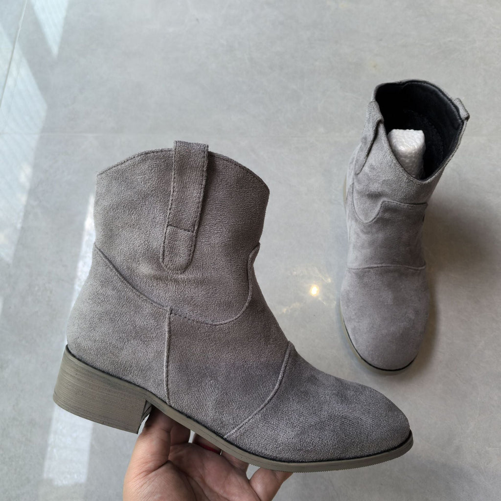 Alessia Elegant Ankle Boots | Everyday Comfort - Alurea & Co.